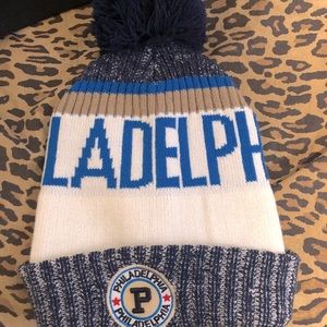 Philadelphia beanie /pom hat
